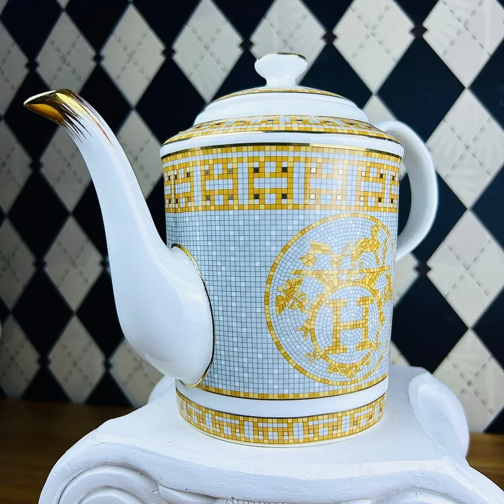 Hermès Mosaique au 24 Porcelain Teapot - Picture 3 of 6